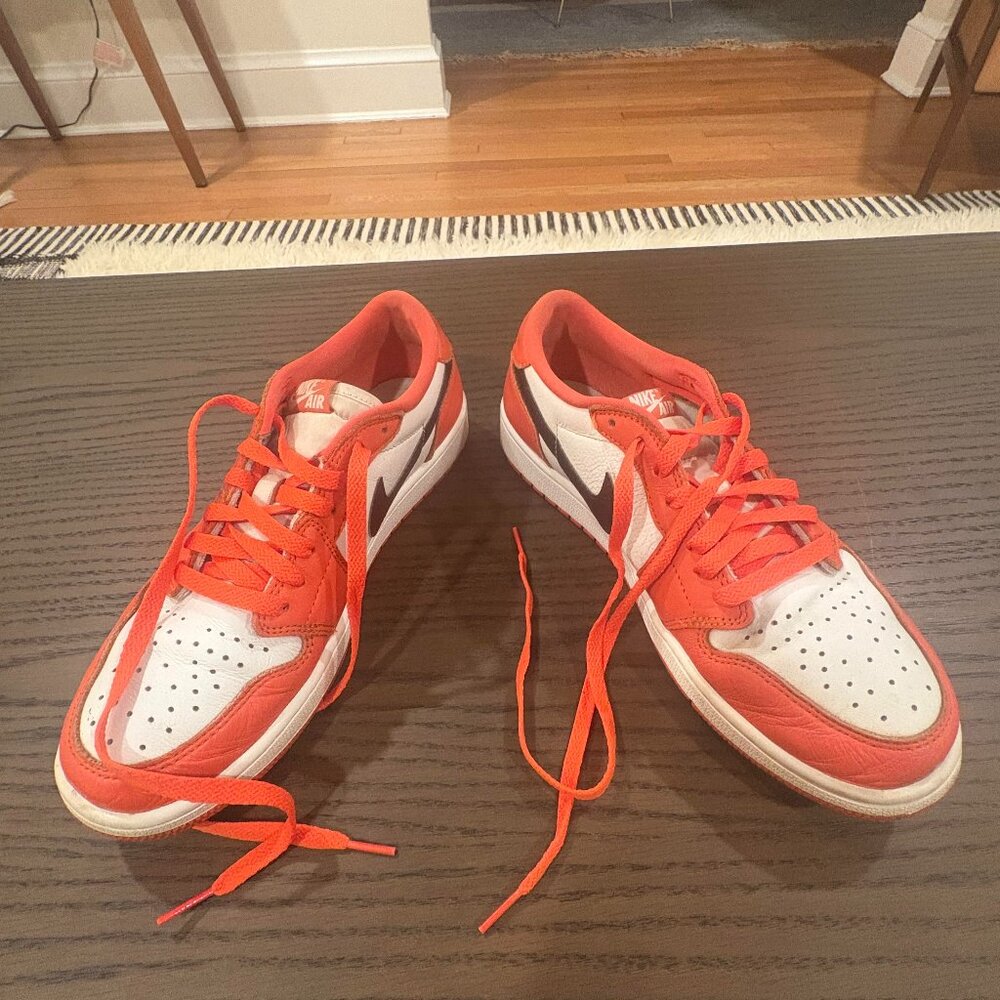 Air Jordan 1 Low OG "Starfish" - Men's Size 9.5